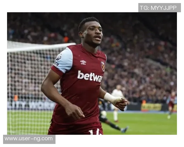 库杜斯本赛季过人数据惊人68次尝试32次成功领跑五大联赛