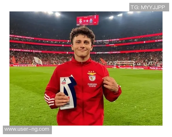 若昂内维斯庆祝洲际杯第六冠全队表现出色令人骄傲